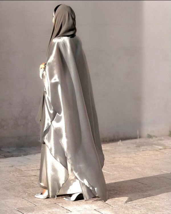 Elegant Grey Abaya - Image 3